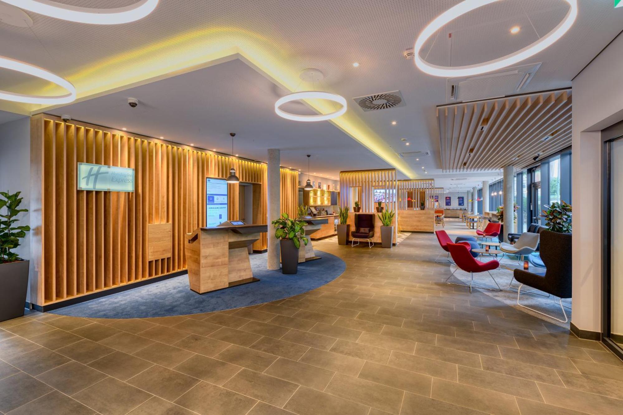 Holiday Inn Express Goettingen By Ihg Exteriér fotografie
